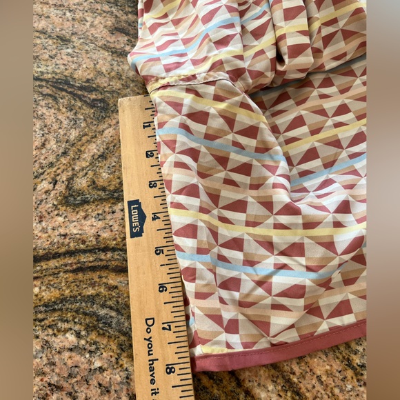 Mens XL Swim Trunks Mountain & Isles Multicolor Geometric Lined Drawstring NWT - Picture 7 of 7